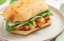 Gourmondo's Pesto Chicken Sandwich